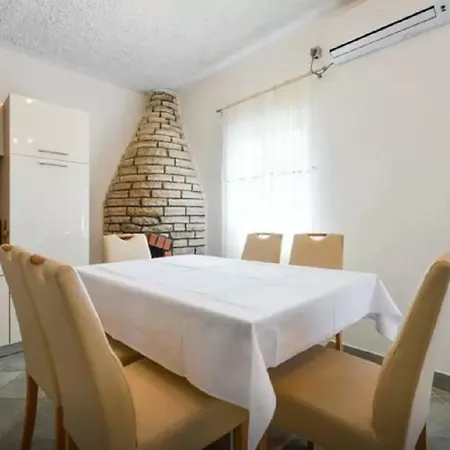 Marija Apartmán Nin